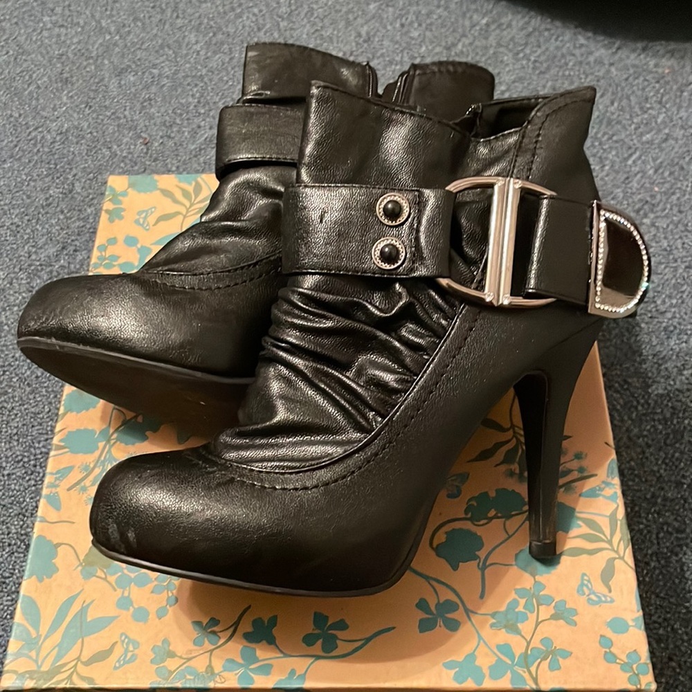 Bamboo Heels